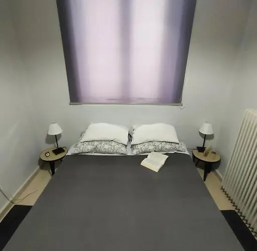 δίπλα στο πάρκο * Kalamata